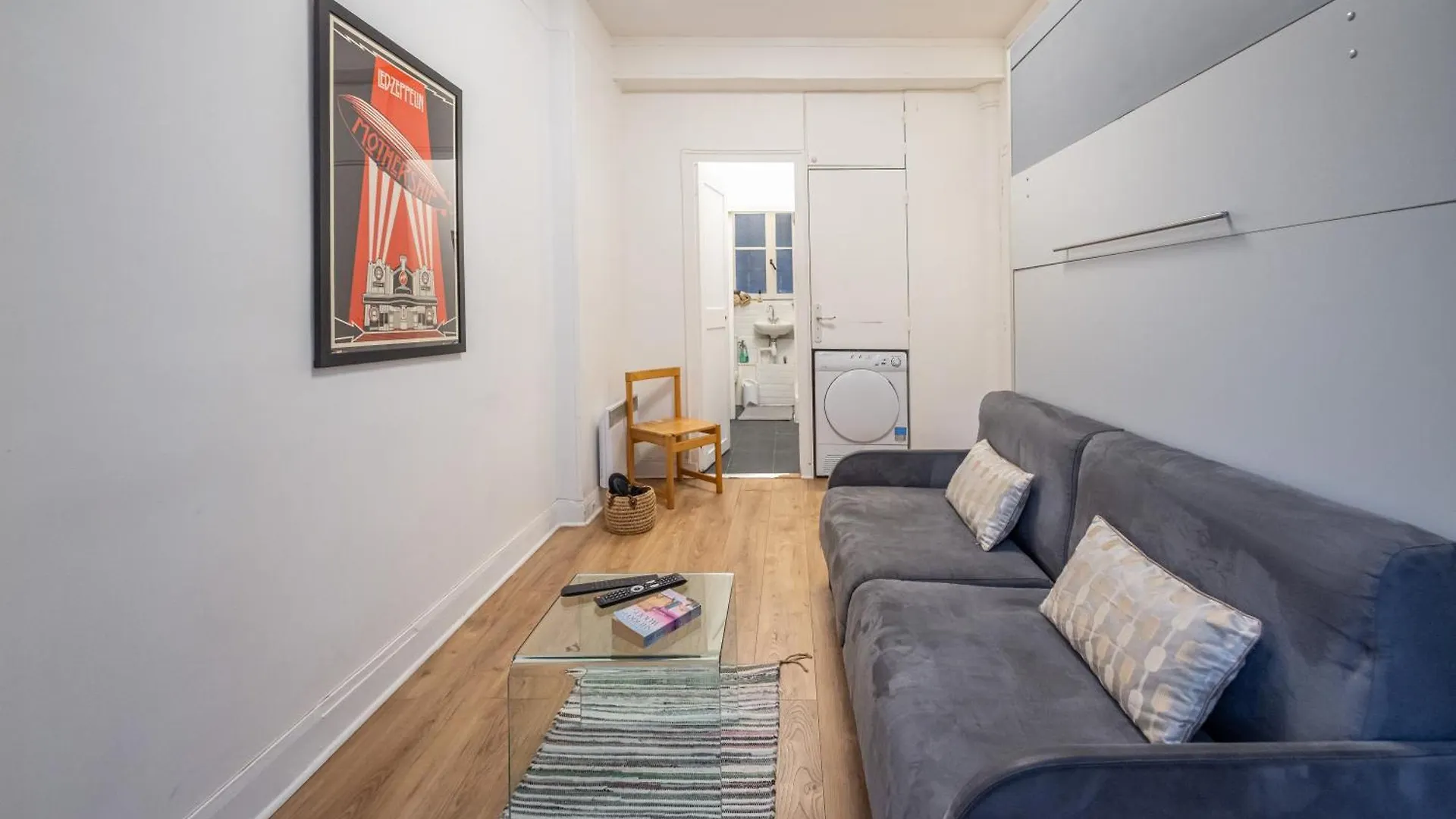 Studio De Charme Au Coeur Du Marais Paris Apartment
